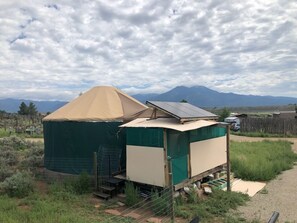 Exterior - Yurt in Earth-Ship community! Solar Air-conditioning/Heating! Full Kitchen/Bath! (El Prado)