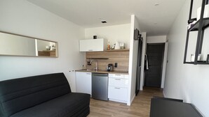 Uklassifisert bilde, 2 av 13, knapp