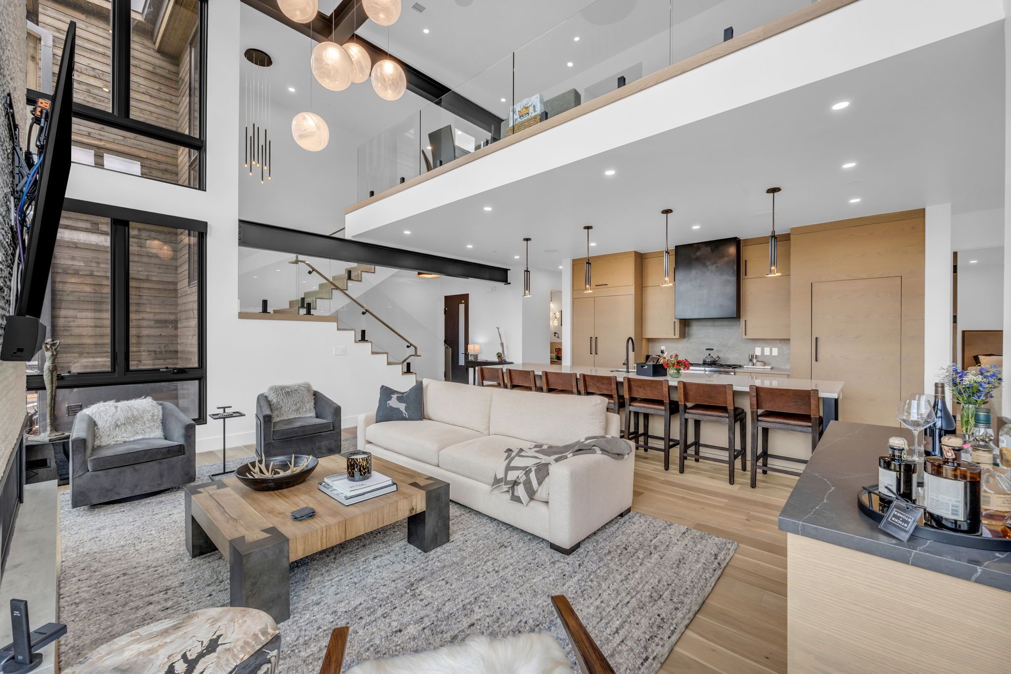 Luxury Ski in Townhouse w/Hot Tub