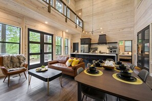 Interior - Fortune Cookie - Large Back Deck, Hot Tub, Fire Pit ,EV Charger (Broken Bow)