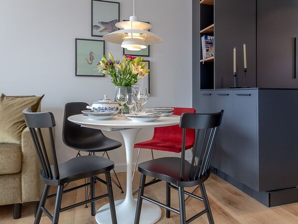 Imagen sin descripción, 1 de 25, botón