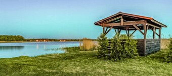 Lovely home in Nowe Warpno