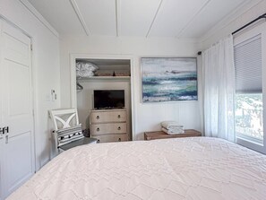 Desk, iron/ironing board, travel cot, free WiFi