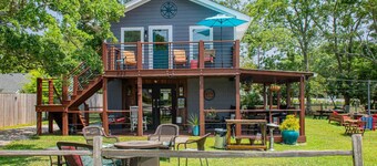 Trendy Loft w/ Energetic Outdoors - Dog Friendly!