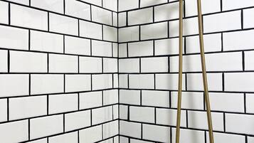 Shower, towels, soap, shampoo