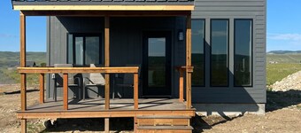 Peaceful Retreat: Modern, Moody, w/ Mountain Views, Covered Deck + Firepit