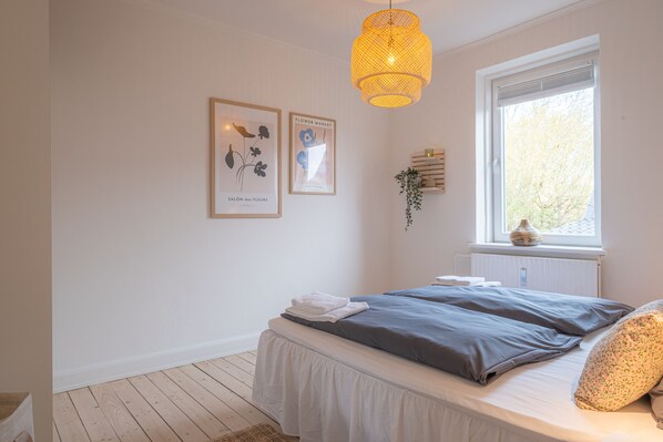 1 chambre, fer et planche à repasser, Wi-Fi, literie fournie