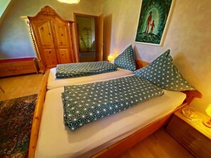 2 bedrooms, free WiFi, bed sheets