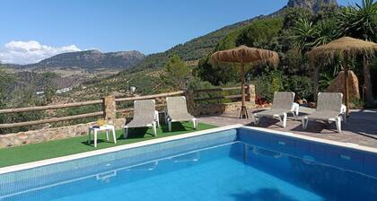 Villa Jael, Rural house with pool