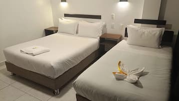 Basic Triple Room | Free WiFi