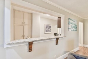 Interior - Downtown Atlanta Condo with Balcony Views (Atlanta)