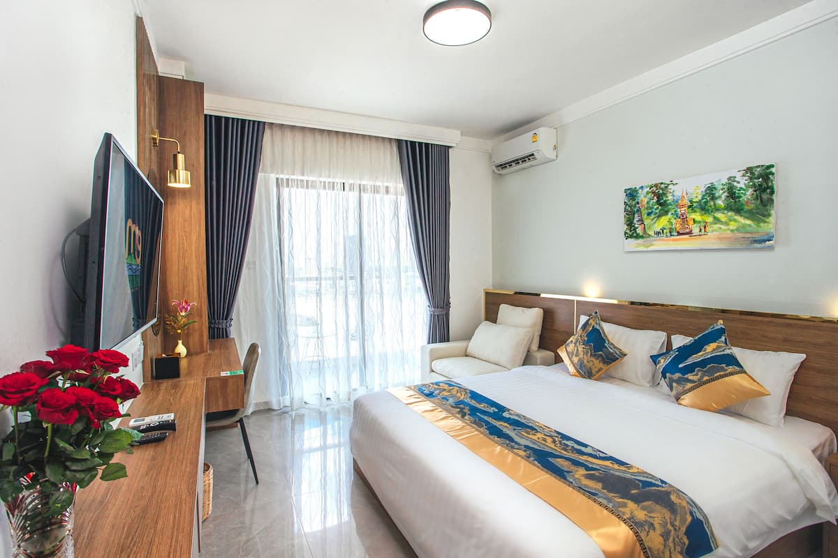 Deluxe kamer, balkon, uitzicht op rivier | Uitzicht vanaf balkon
