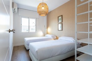 2 bedrooms
