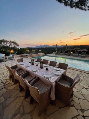 Outdoor dining - Gigaro - Mas with private pool - sea view (LA CROIX VALMER)