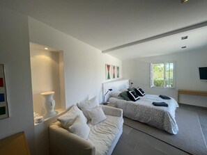 4 bedrooms, free WiFi - Gigaro - Mas with private pool - sea view (LA CROIX VALMER)