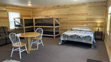 1 dormitori i roba de llit