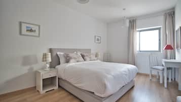 1 bedroom, in-room safe, iron/ironing board, travel crib