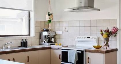 Peachbud House Portarlington