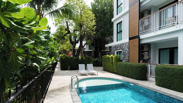 5 piscinas al aire libre