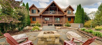 Hot Tub, Game Room! Group-Friendly Nebo Cabin