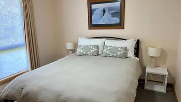 3 Schlafzimmer, Bügeleisen/Bügelbrett, WLAN, Bettwäsche