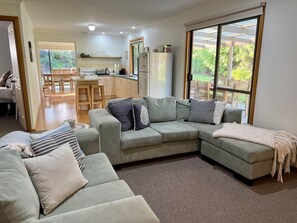 TV - Cosy On Tobruk - Wi Fi - 45 Tobruk Ave (Robe)