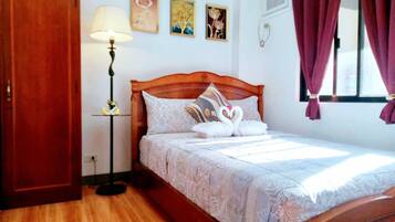 1 dormitori, wifi gratuïta i roba de llit