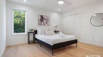 1 habitación, escritorio, tabla de planchar con plancha y wifi gratis