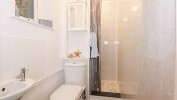 Ferienhaus | Badezimmer | Dusche