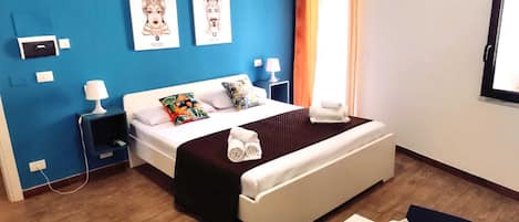 Articles gratuits dans le mini-bar, bureau, chambres insonorisées