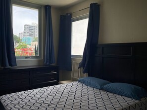 3 chambres, bureau, fer et planche Ă repasser, Wi-Fi gratuit