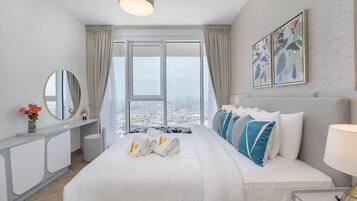 1 bedroom, desk, iron/ironing board, WiFi