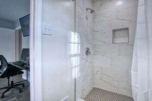 House | 3 bedrooms - Decatur Rocksteady Message for Summer Special (Decatur)