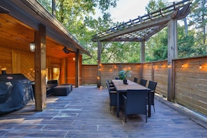 House, Accessible | 6 bedrooms, desk - Buckhead Dream Message Now for Summer Special (Atlanta)