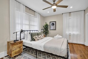 House, Accessible | 5 bedrooms - Heart of Buckhead Message Now for Summer Special (Atlanta)