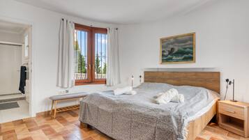 5 camere, Wi-Fi gratuito, lenzuola