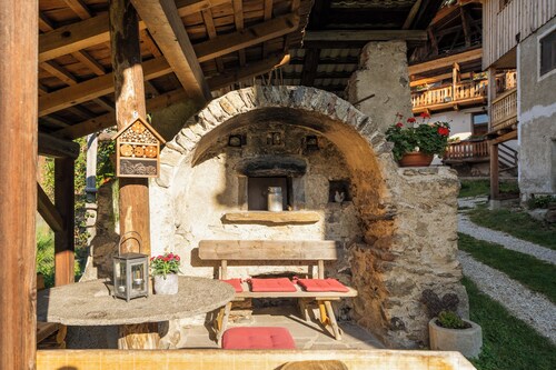 Chalet "Lanthalerhof" with Mountain View, Balcony & Wi-Fi