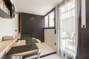 Dining - Apartment "Dulce y Acogedor" with Private Terrace & Wi-Fi (Vilanova i la geltru)