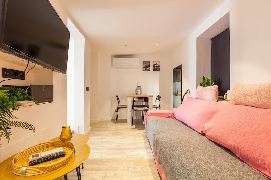 Apartment "Dulce Y Acogedor" With Private Terrace & Wi-fi - Vilanova i la Geltrú