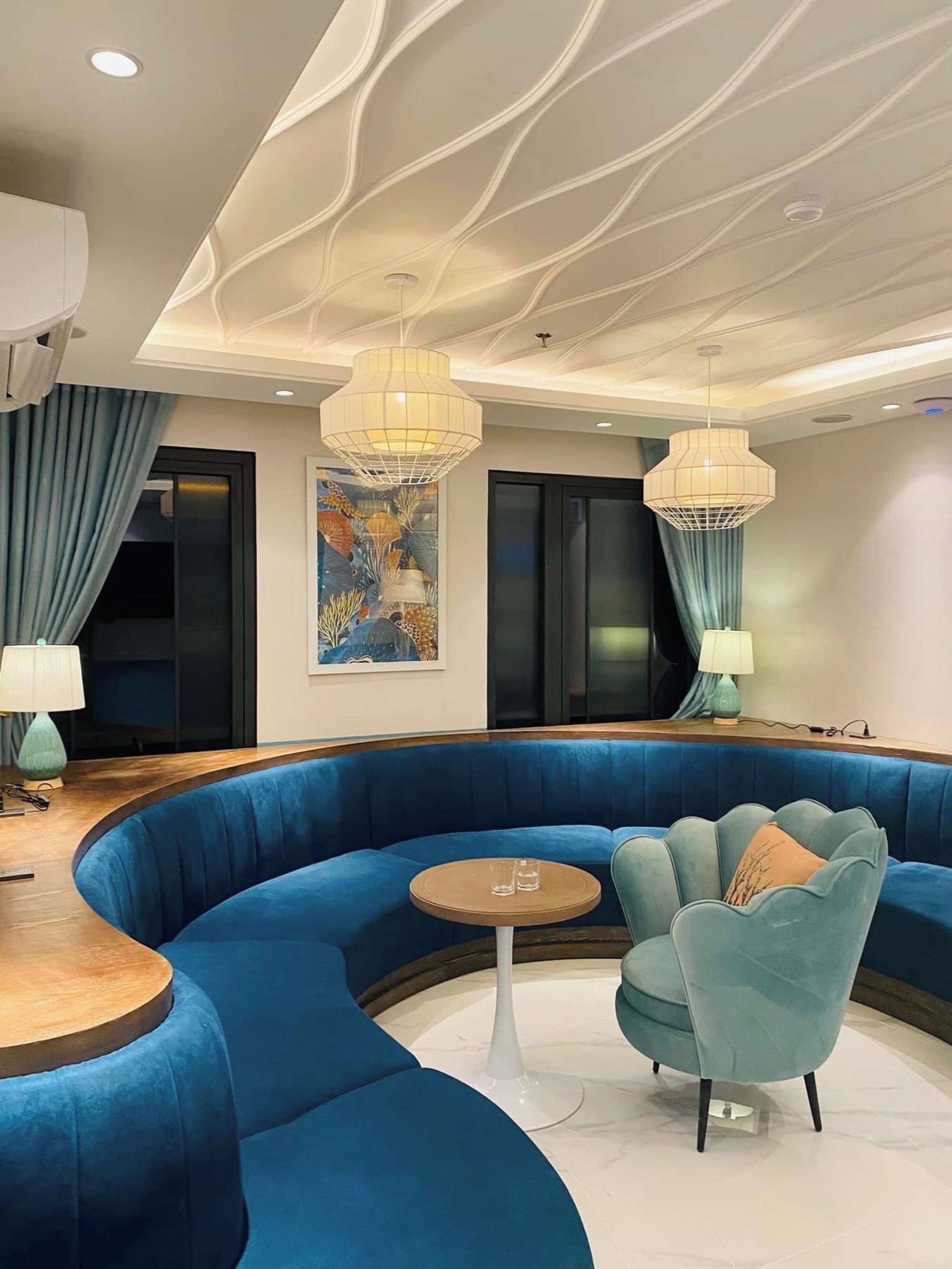 Lobby sitting area
