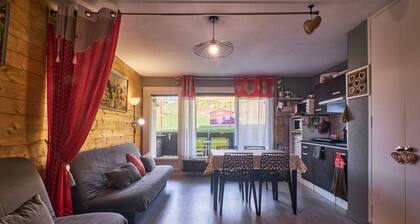 Studio 'Au Pieds Pistes Ski Collet' avec balcon et Wi-Fi