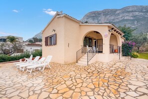 Terrace/patio - Villa 'Khiter' with Private Pool, Wi-Fi and Air Conditioning (Dénia)