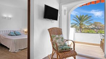 2 bedrooms, free WiFi