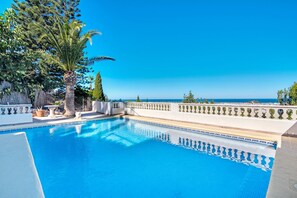 Pool - Villa 'Nicoll' with Private Pool, Wi-Fi and Air Conditioning (Dénia)
