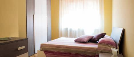 2 soverom, strykejern/-brett, wi-fi (inkludert) og sengetøy