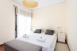 2 Schlafzimmer, Bügeleisen/Bügelbrett, kostenloses WLAN, Bettwäsche