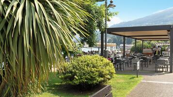 Ristorazione all'aperto