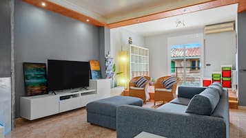 Télévision, lecteur de DVD, services de streaming