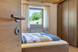 2 habitaciones, wifi gratis y ropa de cama