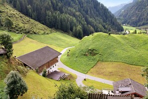 Exterior - Apartment 'Herrischner 2' with mountain views, private terrace and Wi-Fi (Moos in Passeier)